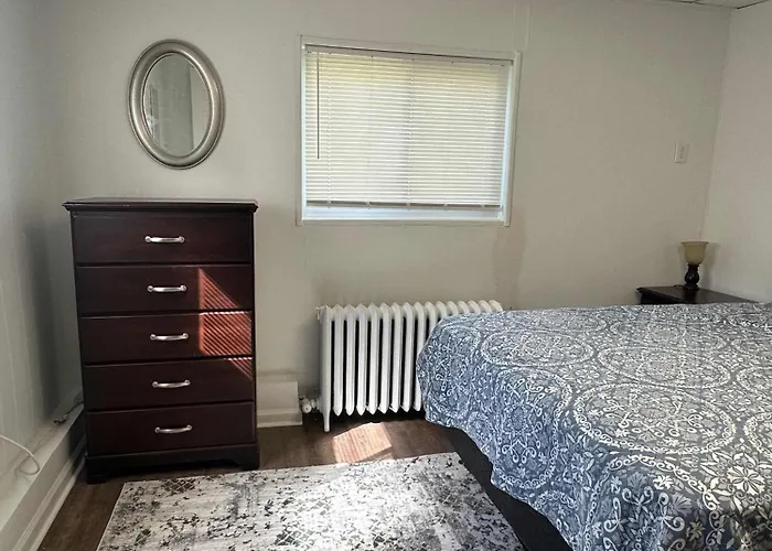 Stunning 3br-private Entrance-renovated-near Pittsburgh