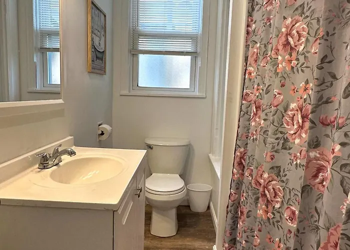 Apartment Stunning 3br-private Entrance-renovated-near *