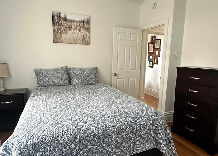 Stunning 3br-private Entrance-renovated-near * Pittsburgh