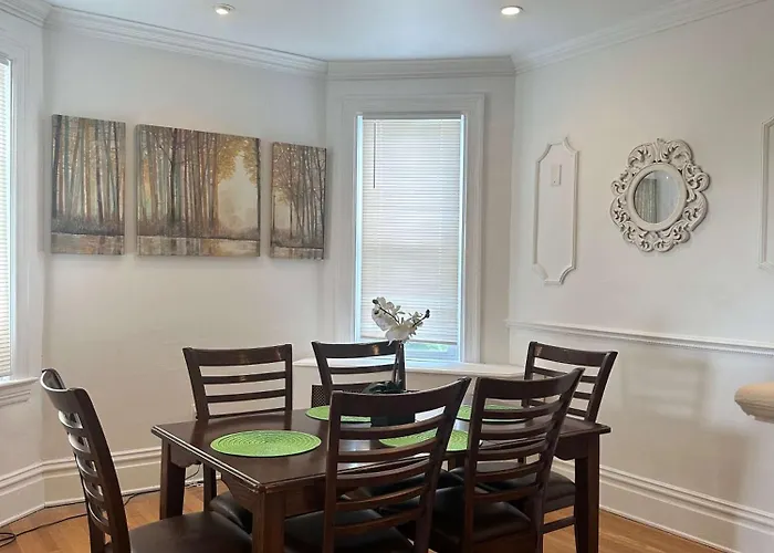 Stunning 3br-private Entrance-renovated-near Apartment Pittsburgh