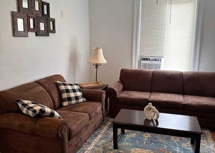 Stunning 3br-private Entrance-renovated-near Pittsburgh